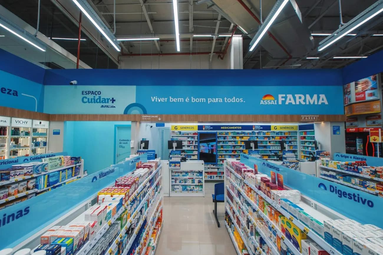 Cinco meses após a liberação, quatro farmácias operam dentro da área de venda de supermercados