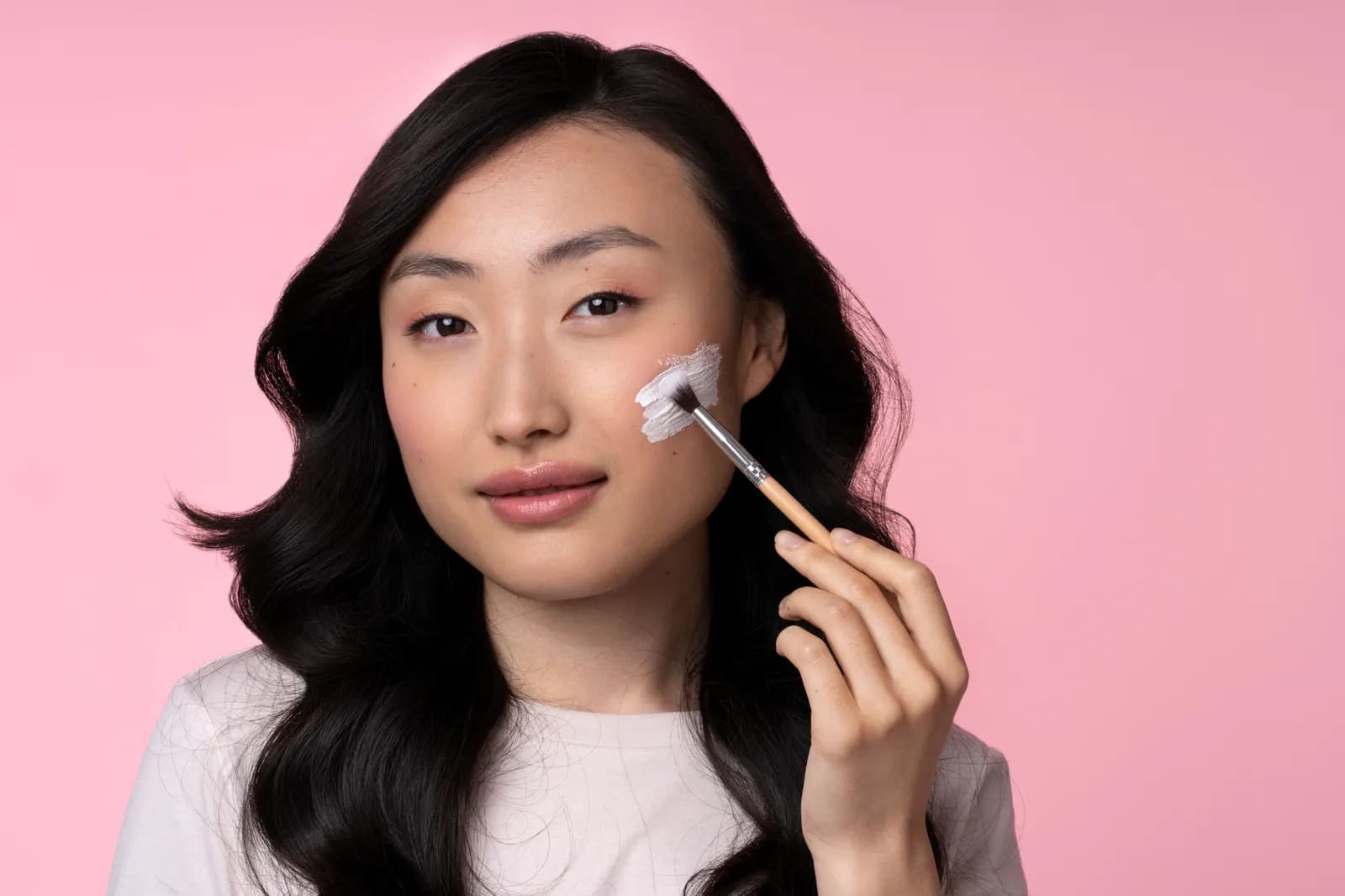 Marcas coreanas puxam o crescimento do skincare no Brasil e chegam às farmácias