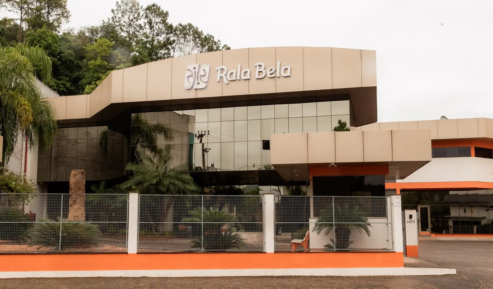 Rala Bela celebra 34 anos com iniciativas voltadas ao bem-estar dos colaboradores