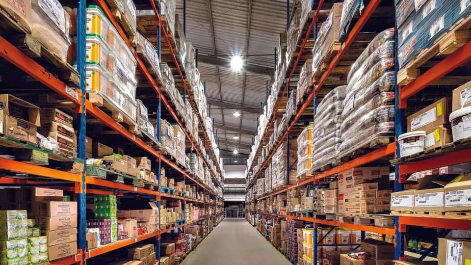 Atacarejo tem o crescimento mais modesto entre os formatos do varejo alimentar em 2026